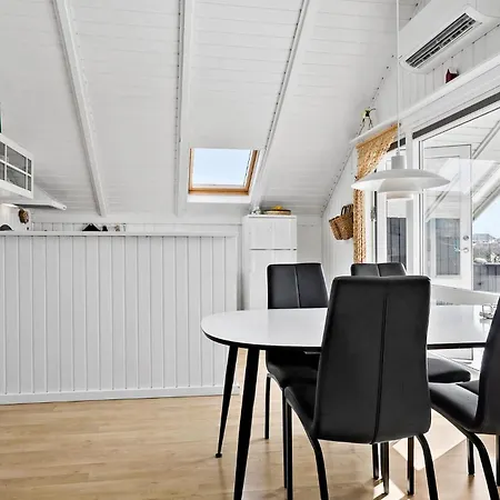 Holiday home 3 Bedroom Beautiful In *