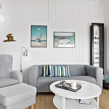 3 Bedroom Beautiful In Holiday home Vestervig