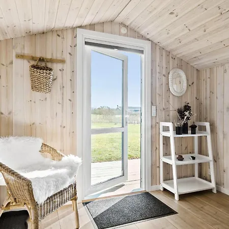 Holiday home 3 Bedroom Beautiful In